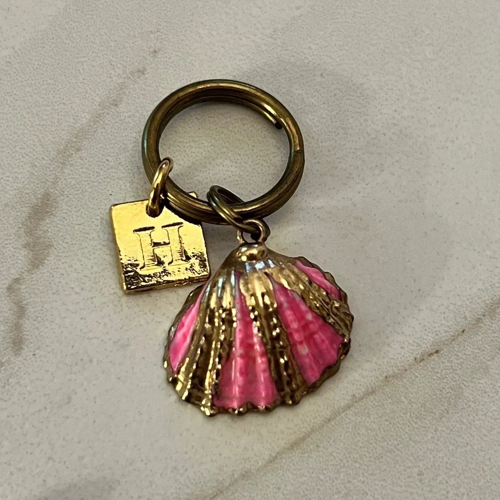 Beautiful Pink enamel and Gold Shell Charm